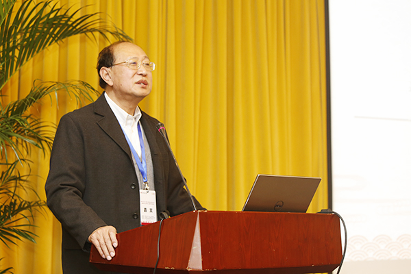 北京市大学生体育协会教学群体科研部主任张威讲话